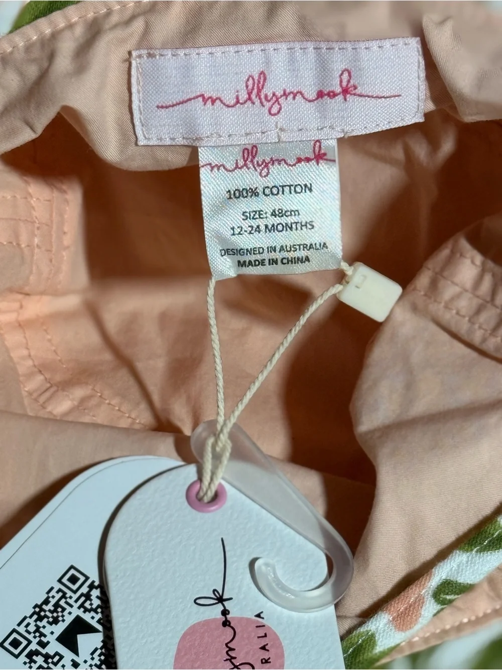 Lilly Pulitzer Coral Bucket Hat with Olive Tropical Leaf Pattern